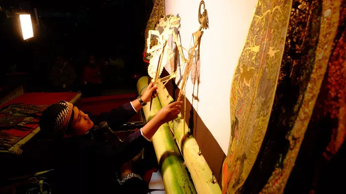 Szakértők vagy statiszták? Magyar Péter „elitalakulata” máris gyanakvást kelt a választókban