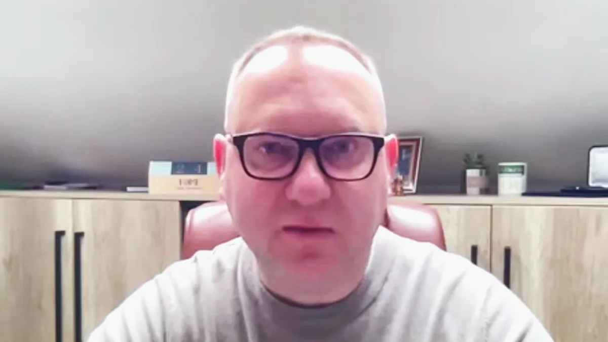 A katonai ombudsman szerint Ukrajnában 1,6 millió hadköteles rejtőzködik