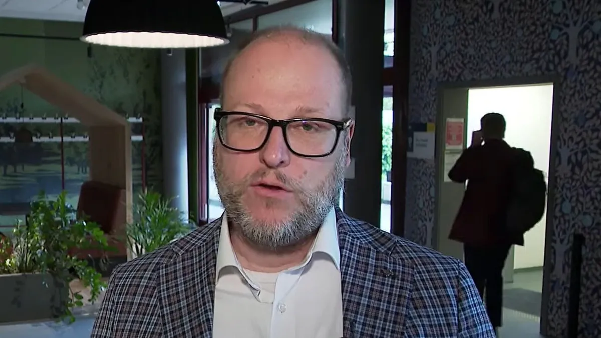 Adóemelés kell egy vállalkozó szerint