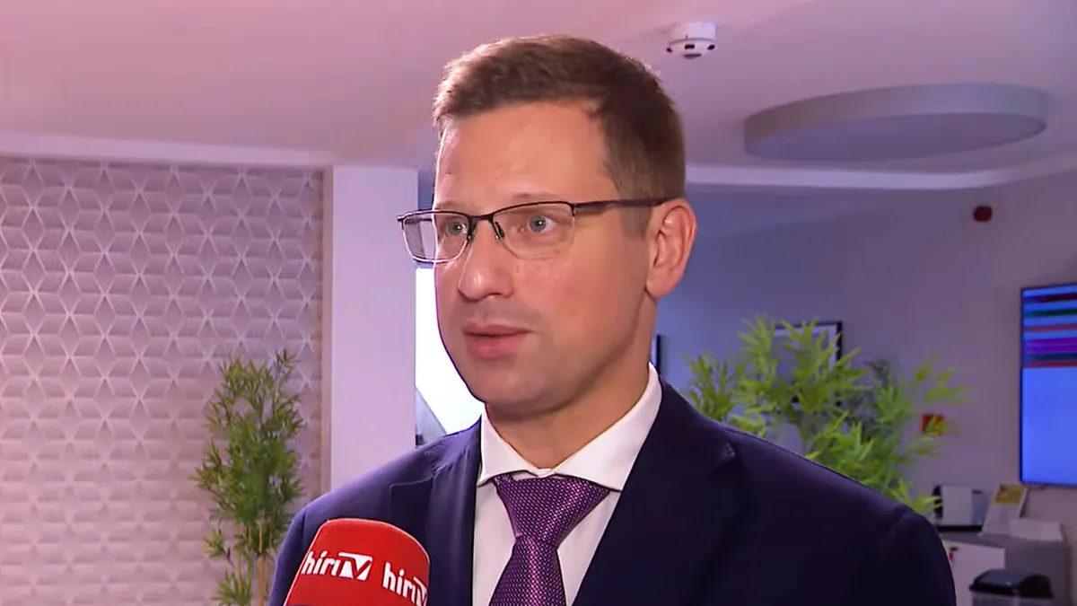 A kormányzati átadás-átvétel után is a Fidesz politikusait fenyegette Magyar Péter