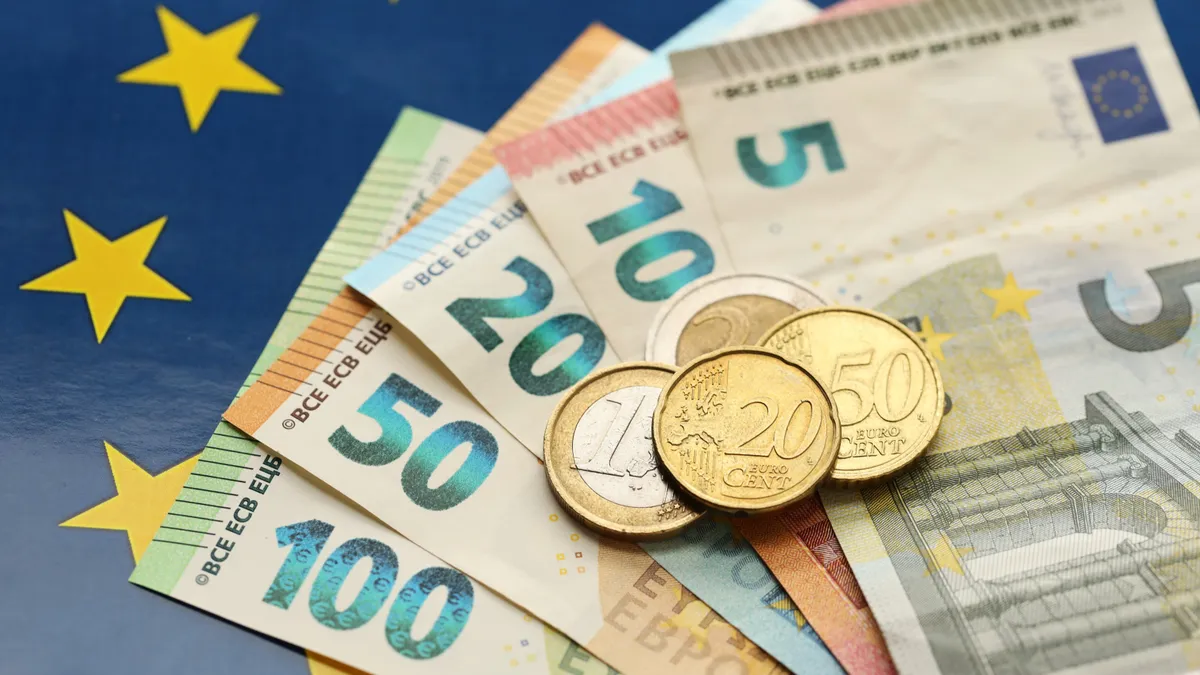 Kockázatokkal járhat a pénzváltás