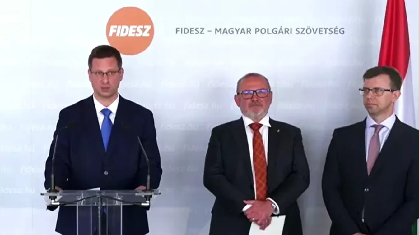 Az elmúlt 16 év eredményeiről számoltak be a leköszönő kormány tagjai