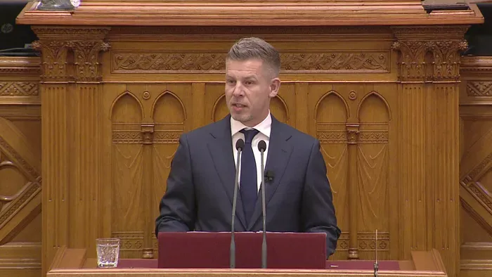 Megszólalt Sulyok Tamás a lemondásról, Magyar Péter durva szavakkal vágott vissza!