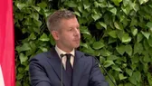„Eddig és ne tovább!” – Így hárították el Magyar Péter testőrei a HírTV riporterét