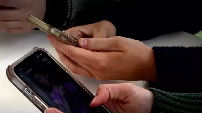 Hol a határ a szabadság és a korlátok között a digitális nevelésben?