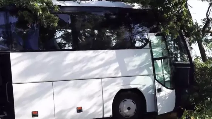 A sofőr rosszulléte okozhatta a balesetet Pécs és Hird között, sok a sérült