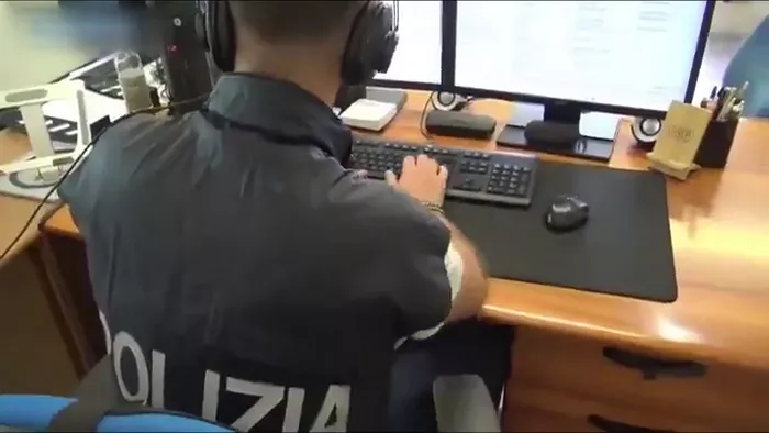 Olasz és svájci hatóságok közösen csaptak le az embercsempészekre