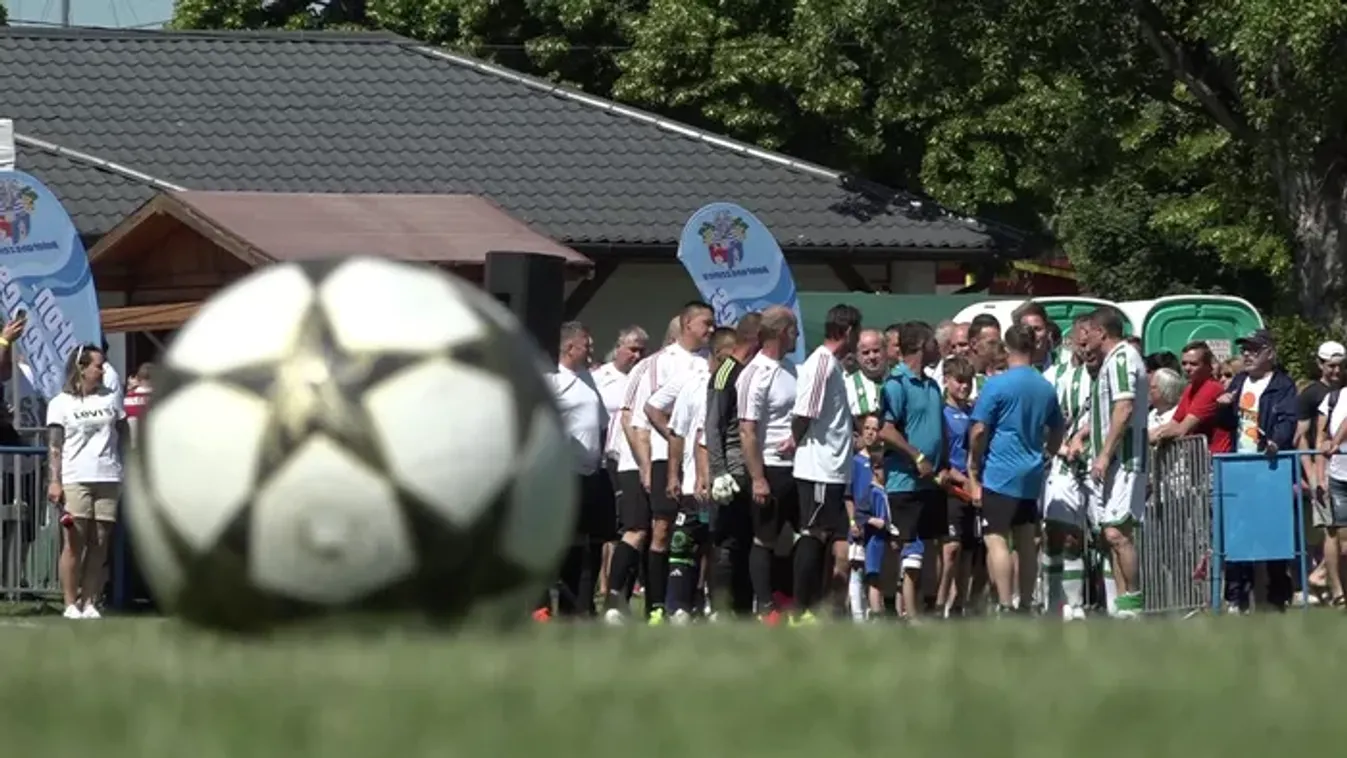 Újraéledtek a nagy rangadók: legendák fociztak a Balatonnál