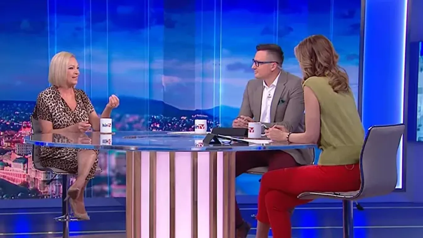 Csomor Csilla: Tanítani majdnem annyira szeretek, mint színpadon állni