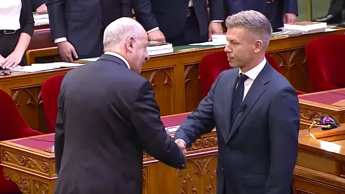 Magyar Péter drasztikus lépésekre is kész, hogy hivatalából kikényszerítse Sulyok Tamást