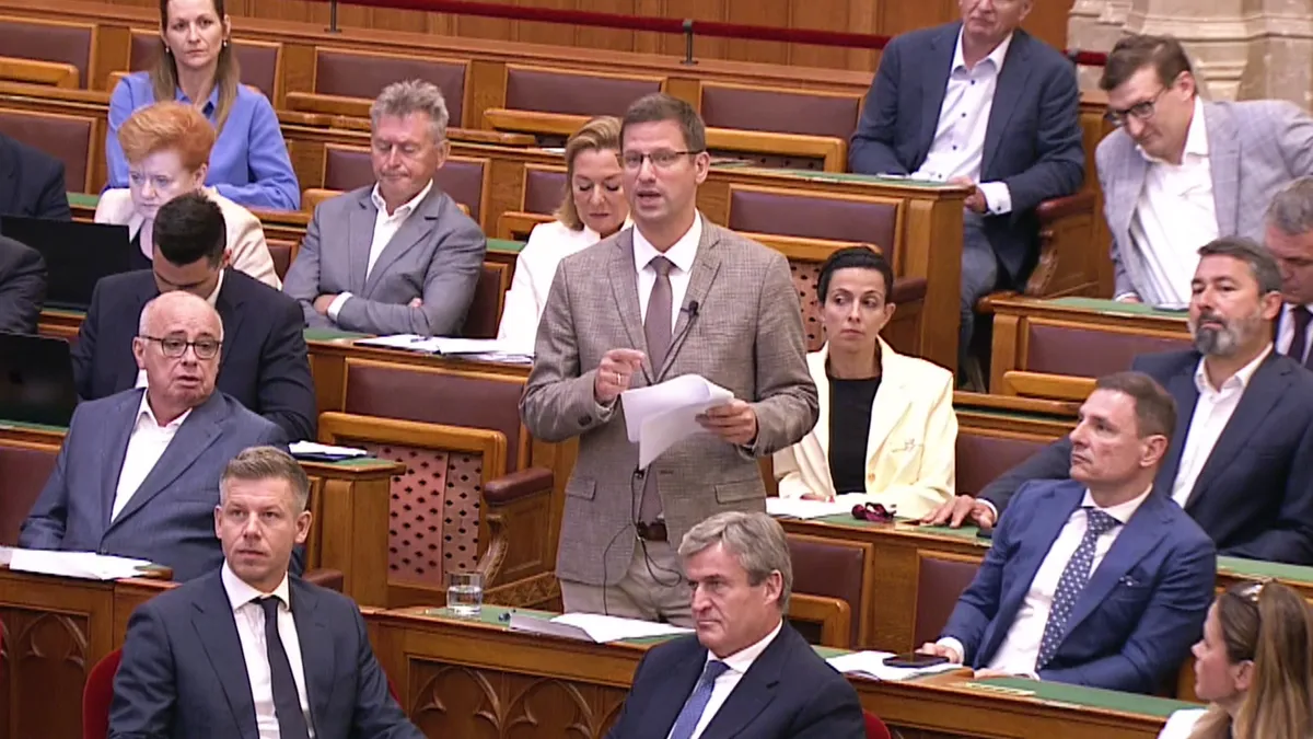 Gulyás Gergely: Egy személyre írták ezt a szabályt, a hatalomból távozott miniszterelnökre