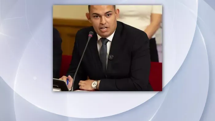 3 milliós luxusórában képviseli a kisembereket a Tisza Párt képviselője