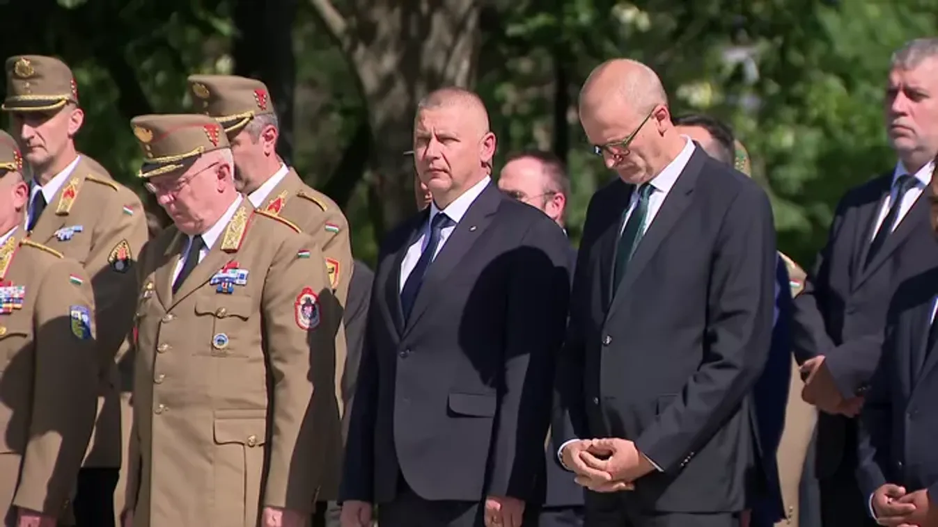 Kikerülte a választ a kötelező sorozás ügyében a Tisza-kormány honvédelmi minisztere