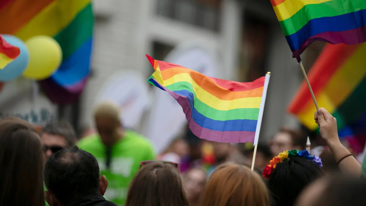 A harcok ellenére is megtartották a Pride felvonulást Ukrajnában