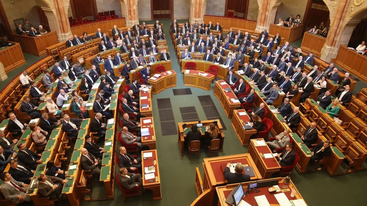 Napirend előtti felszólalások a Parlamentben – élő közvetítés