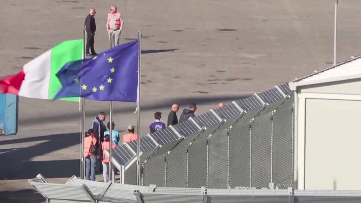 Egy ijesztő olasz mutató a szabadon engedett migrá