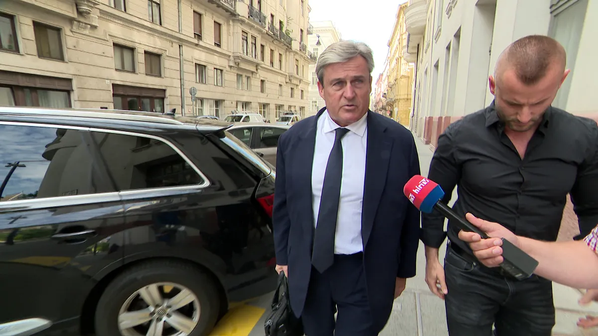 Előbb tagadta, később már mást mondott Kapitány arról, hogy szóba került-e a Szőlő utca a kormányülésen