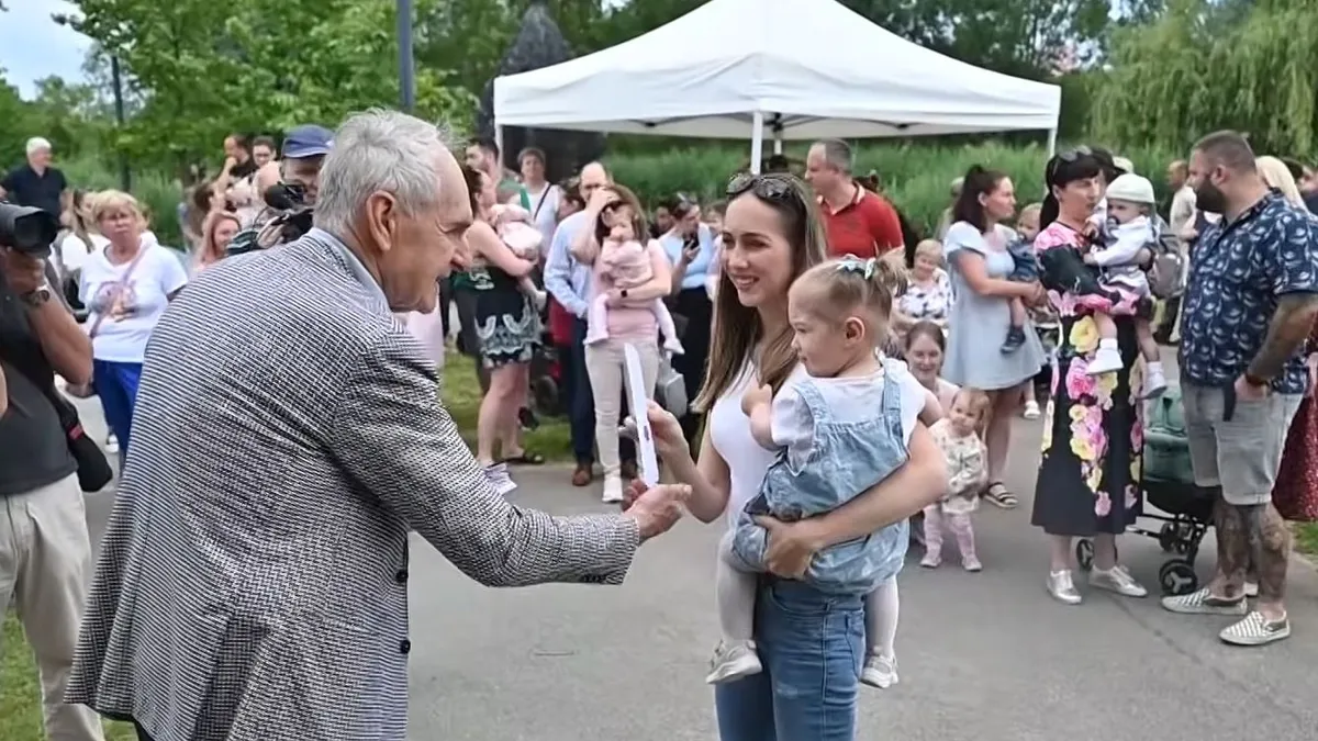 Így köszöntik Kaposváron az újszülötteket