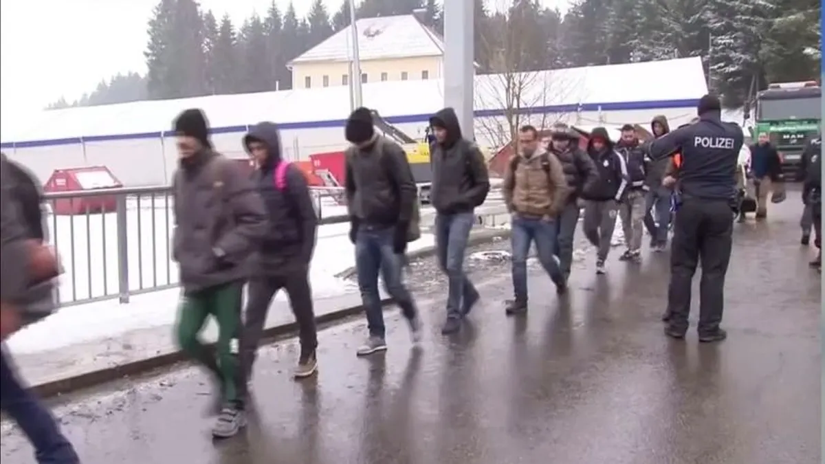 Egy hét múlva életbe lép a Migrációs Paktum
