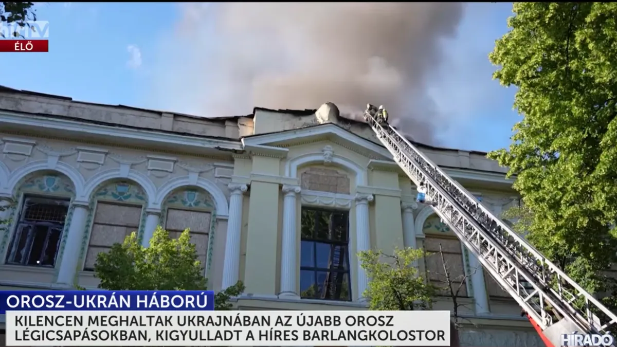Lángokban az ortodox szentély – Sötétségbe és rettegésbe borult Kijev az éjszakai dróntámadás után!