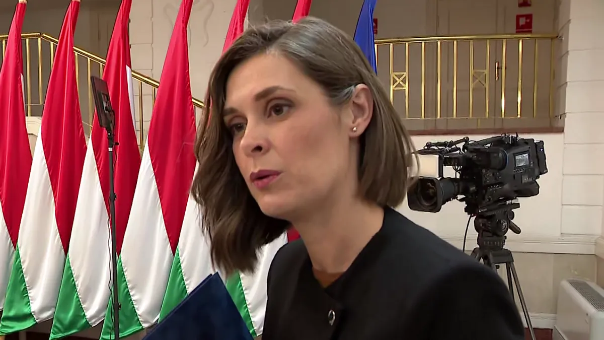 A kormány nem hajlandó foglalkozni a Hírkereső botrányával