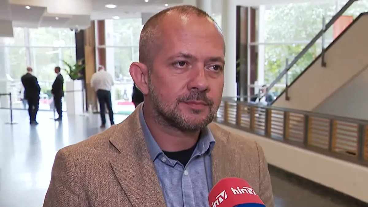Gyopáros Alpár: Magyar Péter azt állítja, hogy menekülttábort akartunk létrehozni