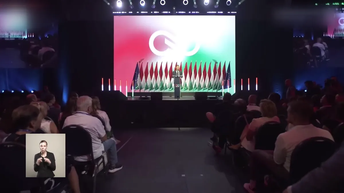 Kilakoltatási ügyek miatt érik kritikák a kormányt