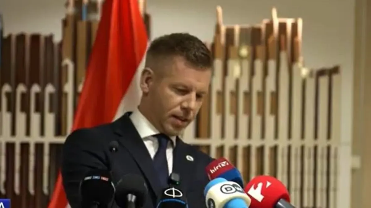 Megjegyzést tett a Hír TV-re, majd arrébb tolta a mikrofont Magyar Péter