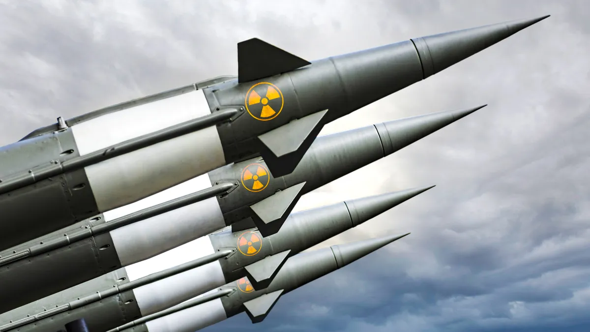 Finnország után Litvánia is engedélyezheti az atomfegyverek telepítését