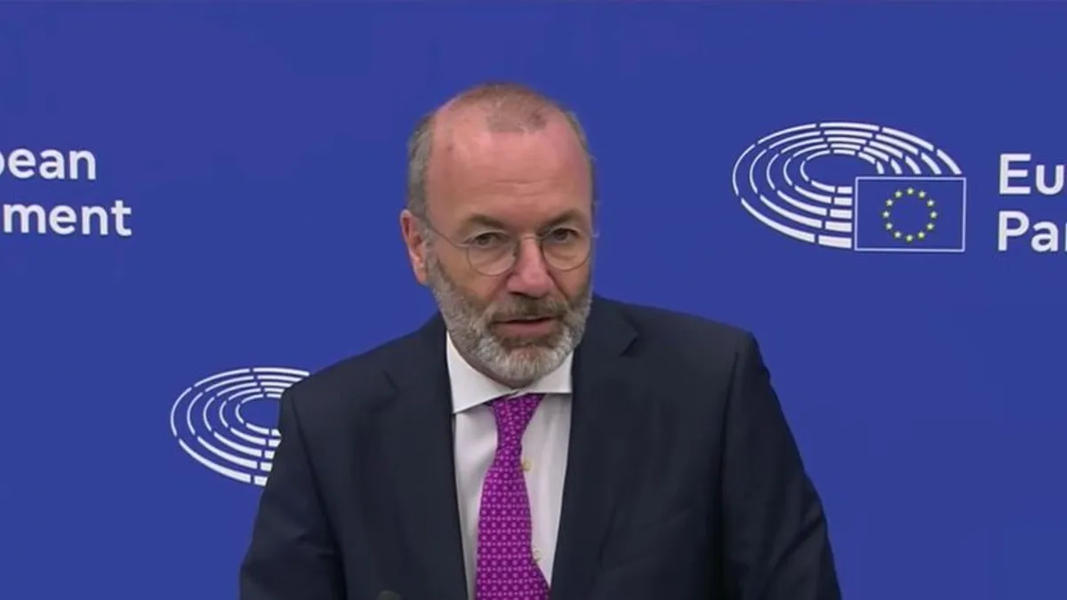 Nem tartja aggályosnak Manfred Weber a köztársasági elnök elmozdítására irányuló alkotmánymódosítást
