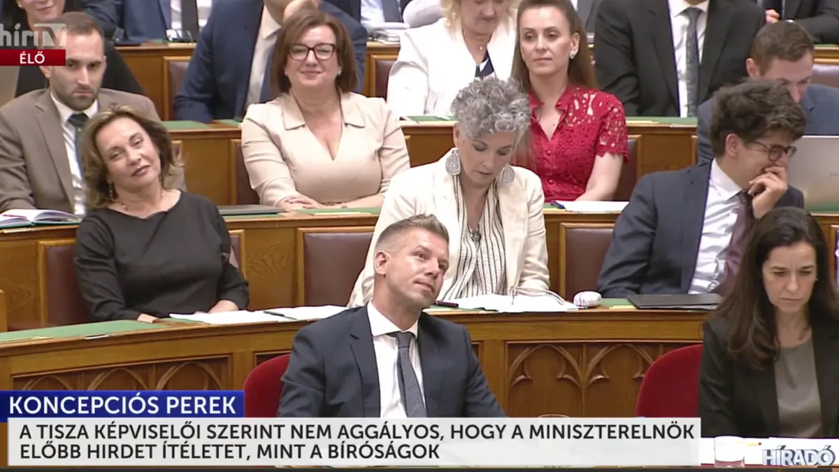 Önjelölt bíró a Parlamentben: Magyar Péter már ítéletet hirdet, majd sötét szemüvegben menekül