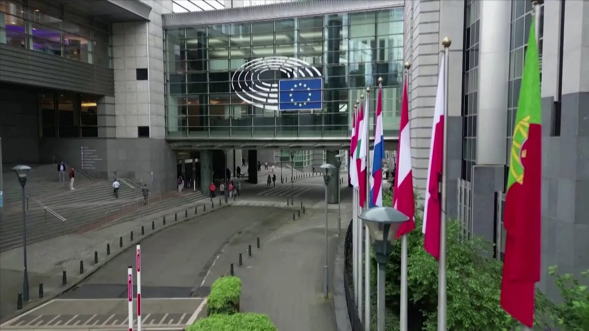 Vita a helyreállítási alapról: a Fidesz szerint trükközik a kormány