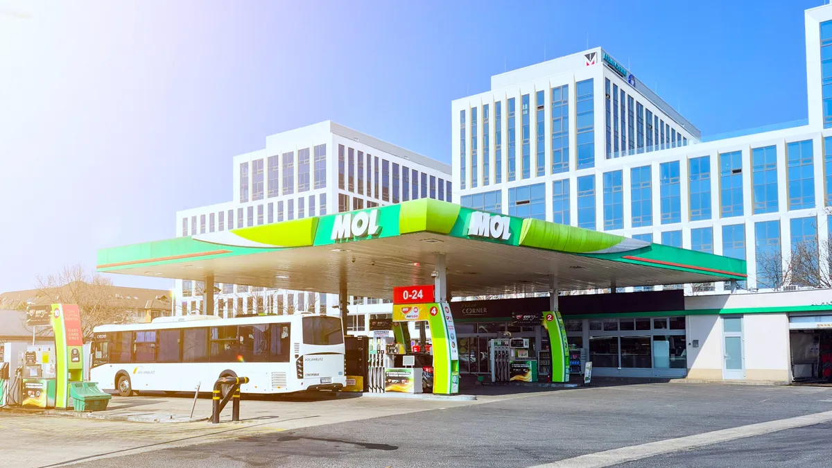 A magyarországi üzemanyagárak nagy nyomás alatt állnak