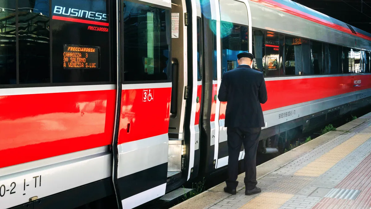 Az olasz kalauzok sorra mondanak fel az erőszakos bevándorlók miatt