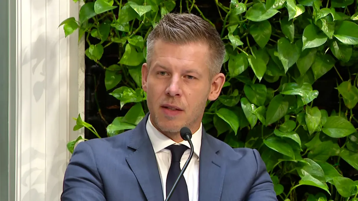 Magyar Péter visszanevezné a vármegyéket megyékre