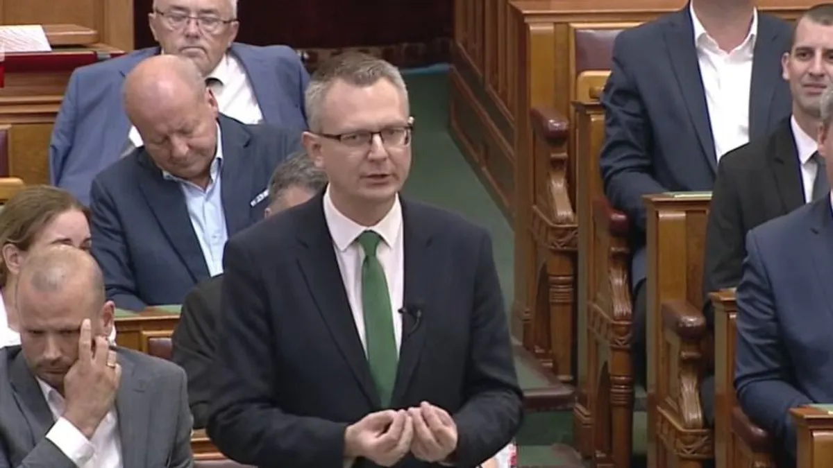Rétvári Bence: Alaptörvény módosítással akarja kizárni a Tisza a korábbi képviselőket a parlamentből