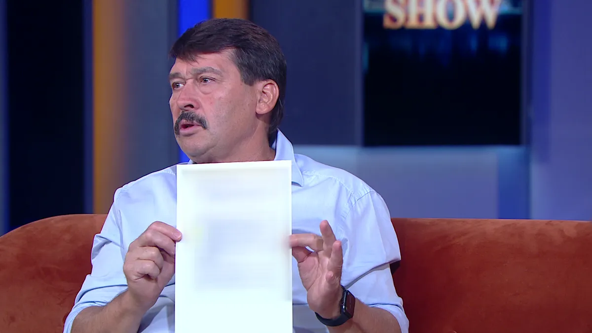 Azzal gúnyolja Magyar Péter Áder Jánost, amit ő maga is megtett