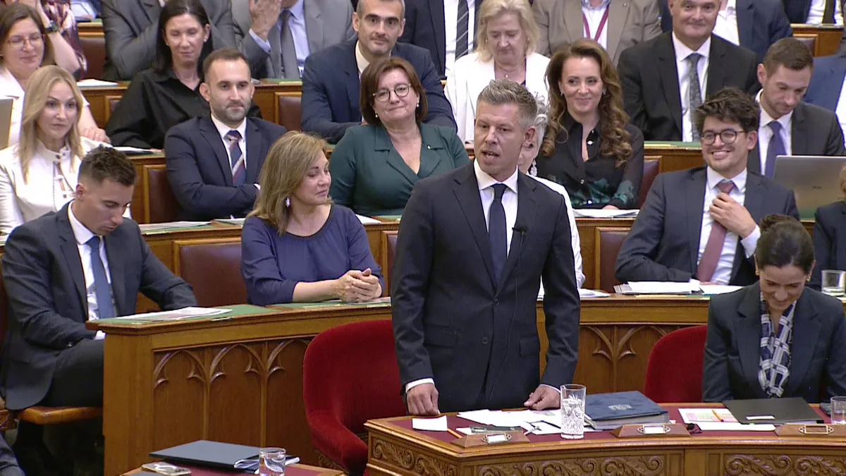 A kölcsönös tisztelettől a „félbolondozásig” – elszabadultak az indulatok a Házban