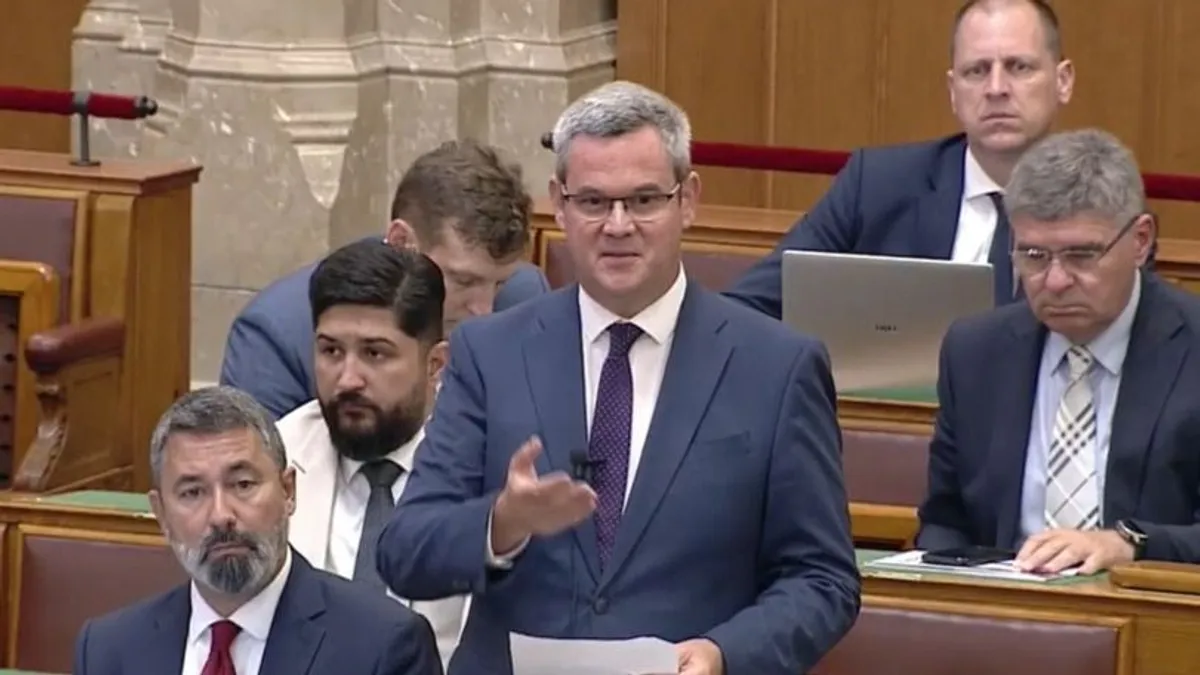 A parlamenti klímahasználat racionalizálását kéri Takács Péter