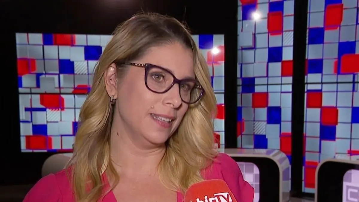 Továbbra is valódi vitákkal, egy kis humorral megspékelve várja a Csörte a Hír TV nézőit