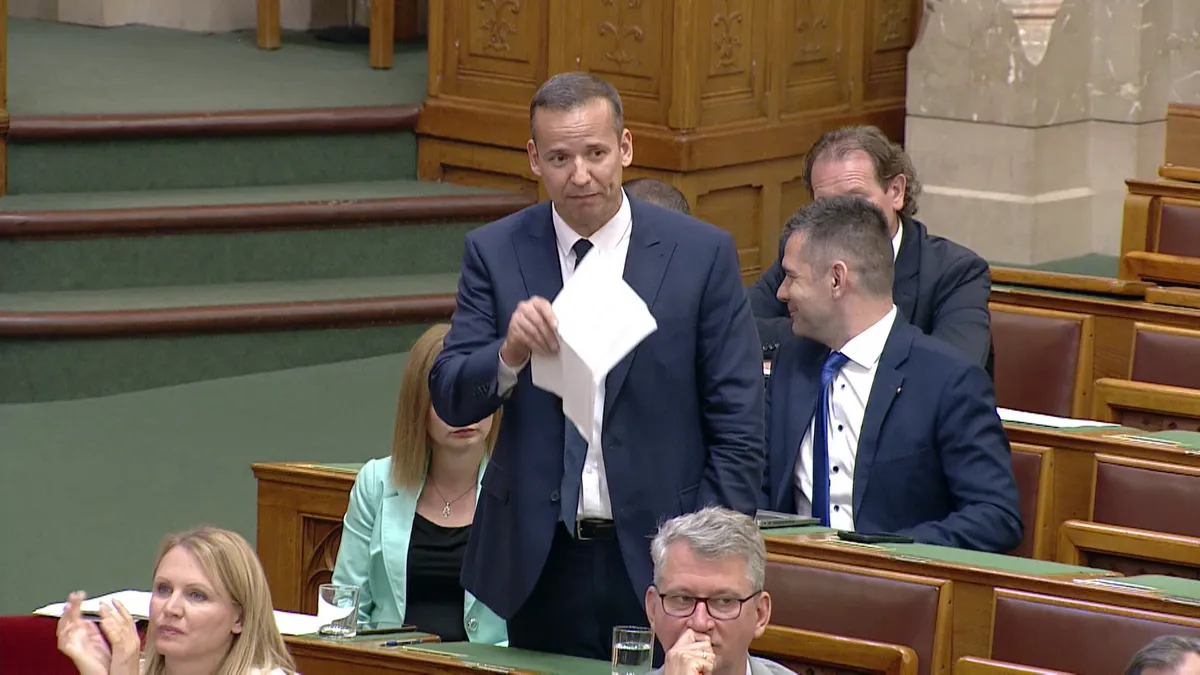 Baka András miatt támadják a Tiszát: kemény szavakkal reagáltak a pártok