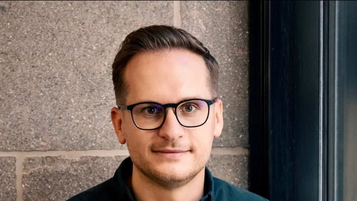 Saját táborát is megosztja Magyar Péter elnökjelöltje, Deák Dániel értékelt a HírTV-ben