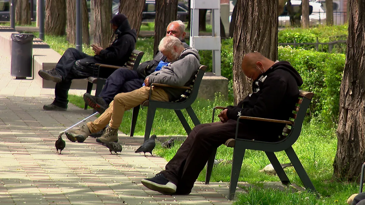 Vörös kód a kánikula miatt: kiemelt figyelmet kérnek a legveszélyeztetettebbekre