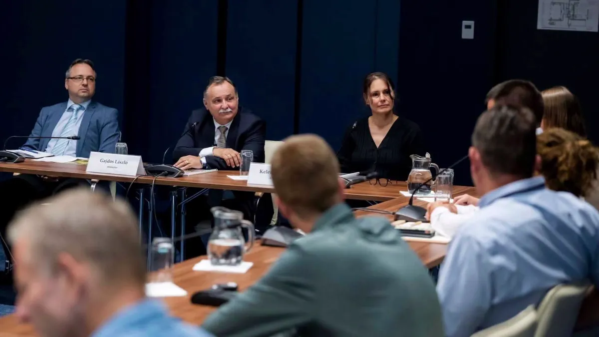 Nyaralás vagy hivatalos út? Magyar Péter és a miniszter mást állít Kelemen Ágnesről
