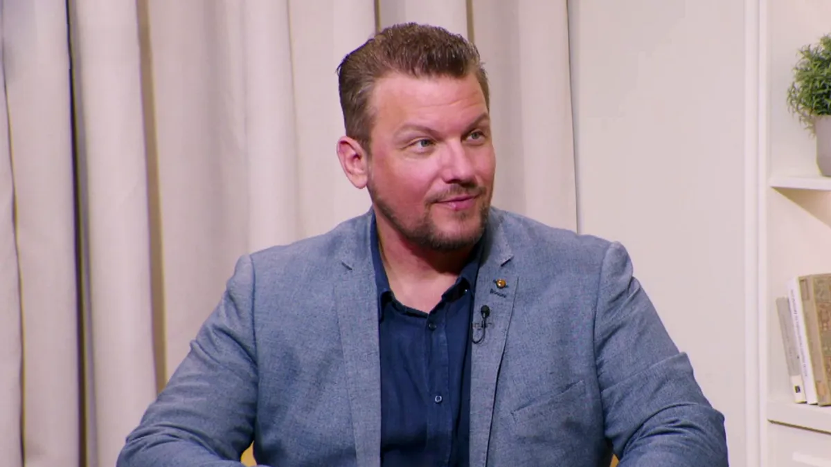 Peller Károly: A színház az itt és most műfaja