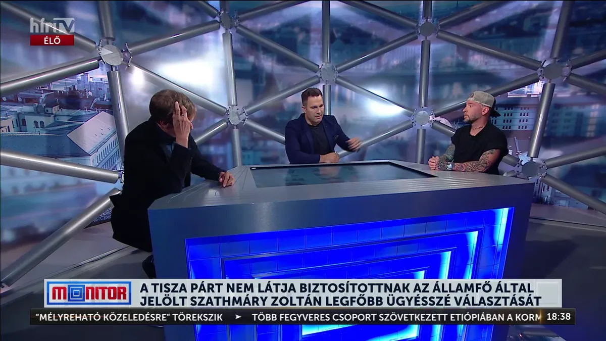 Terror Háza, ukrán üzemanyag-tartalék és szurkolói üzenetek a Monitorban