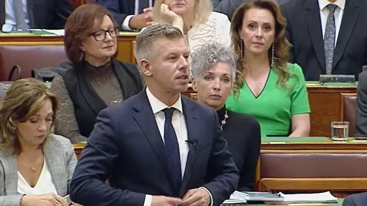 Magyar Péter: Rétvári és Bóka frakcióvezető uraknak csak annyi kellett volna mondania, hogy bocsánat