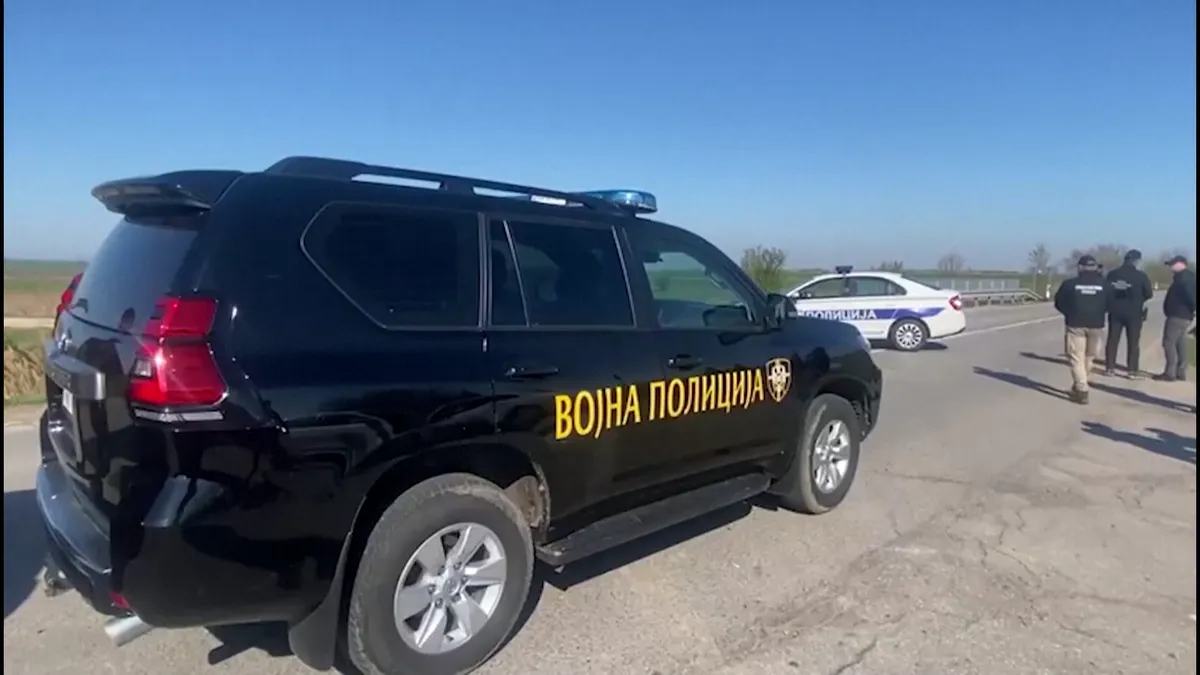 Hét gyanúsított Szerbiában – újabb pofon a Tisza „hamis zászlós” narratívájának