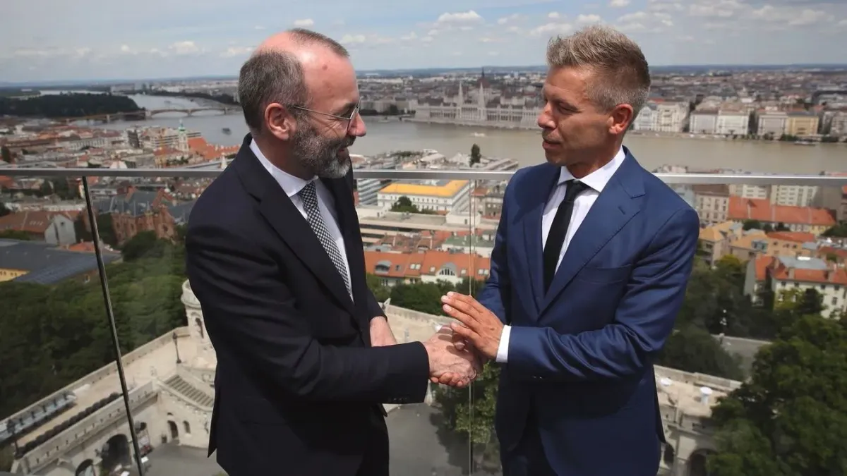 Weber dicsérete többet árulhat el, mint egy ellenzéki támadás – éppen ez benne a kellemetlen