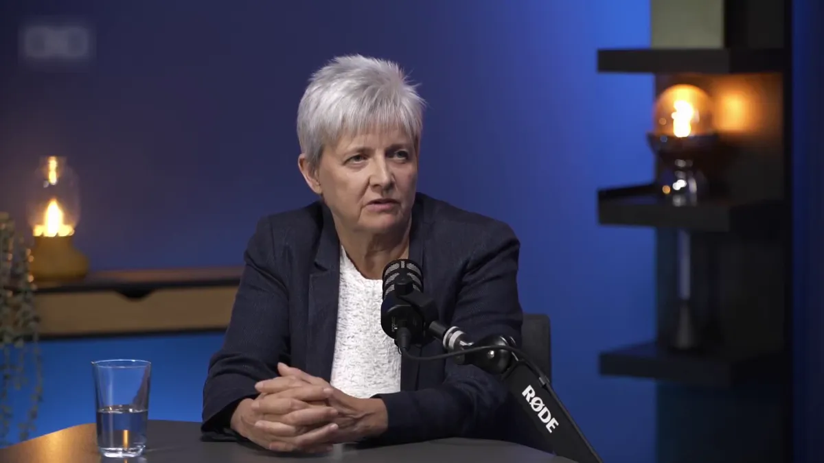 „Állj ki te is a tanárod mellett!” – Petíciót indított a KDNP Lannert Judit leváltásáért